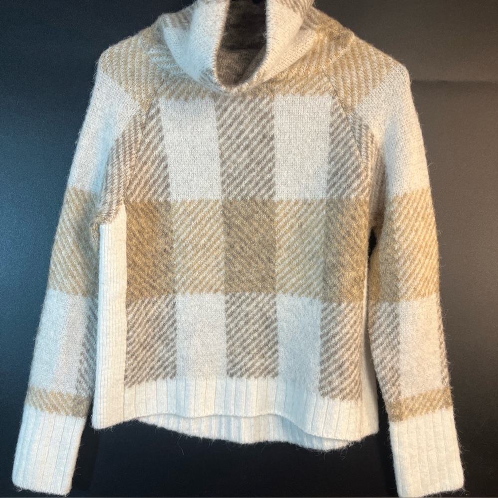 RD Style Cream and Tan Plaid Turtleneck Sweater